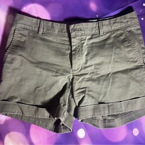 Banana Republic City Chino Shorts